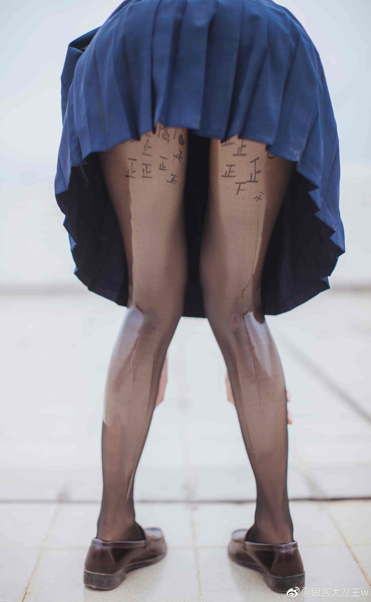 图片[2]-眼酱大魔王w NO.040 阳台jk特别[3P-12.2M]-美了么