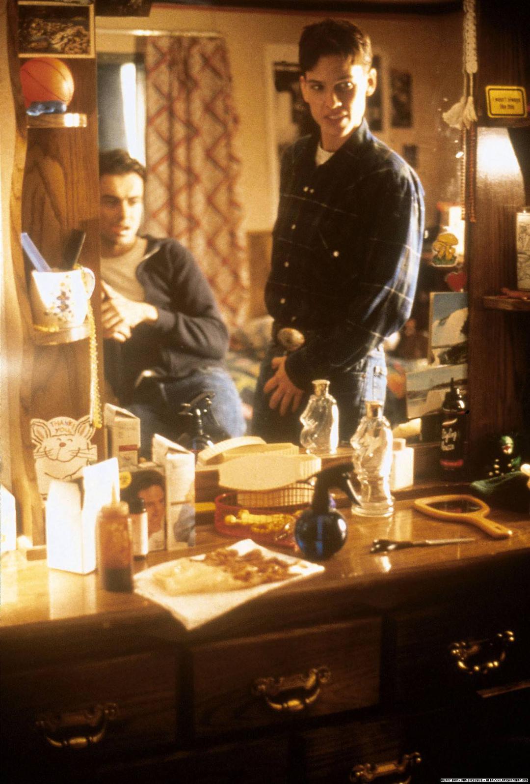 《男孩别哭》全集-高清电影完整版-在线观看