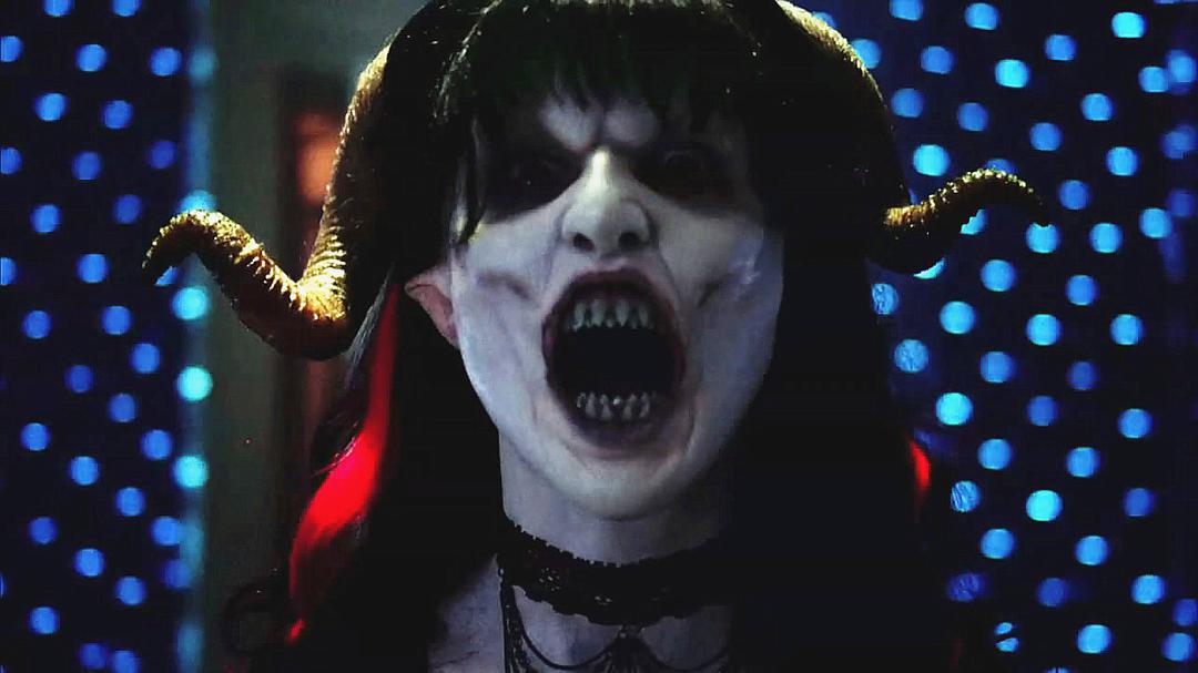 《恶灵之夜》-高清电影-在线观看