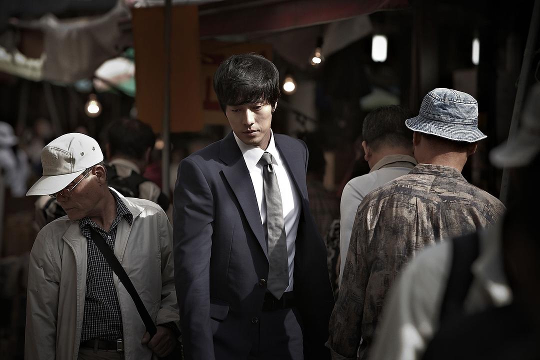 《公司职员》-高清电影-完整版在线观看