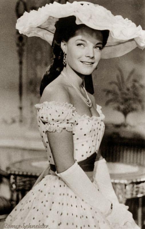 《茜茜公主1》全集-高清电影完整版-在线观看-搜狗影视