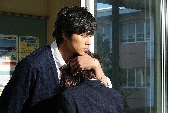 电影《闪烁的青春 真人版》bd高清版片源,可在线播放《闪烁的青春