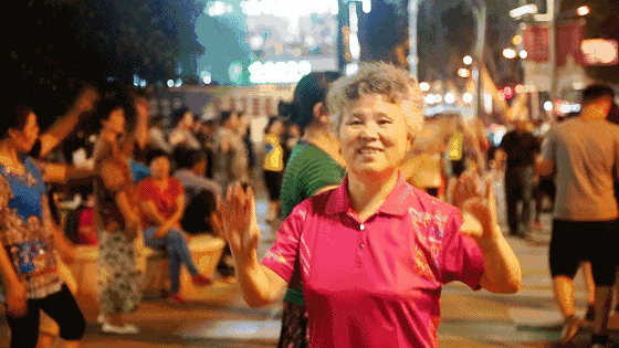 大妈的老年危机在中国不存在