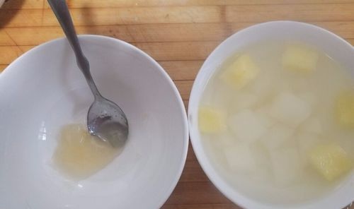 如何煮冰糖梨水 煮冰糖梨水的方法