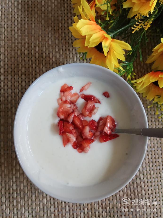 自制草莓酸奶怎么做窍门 怎样自制美味的草莓酸奶优质